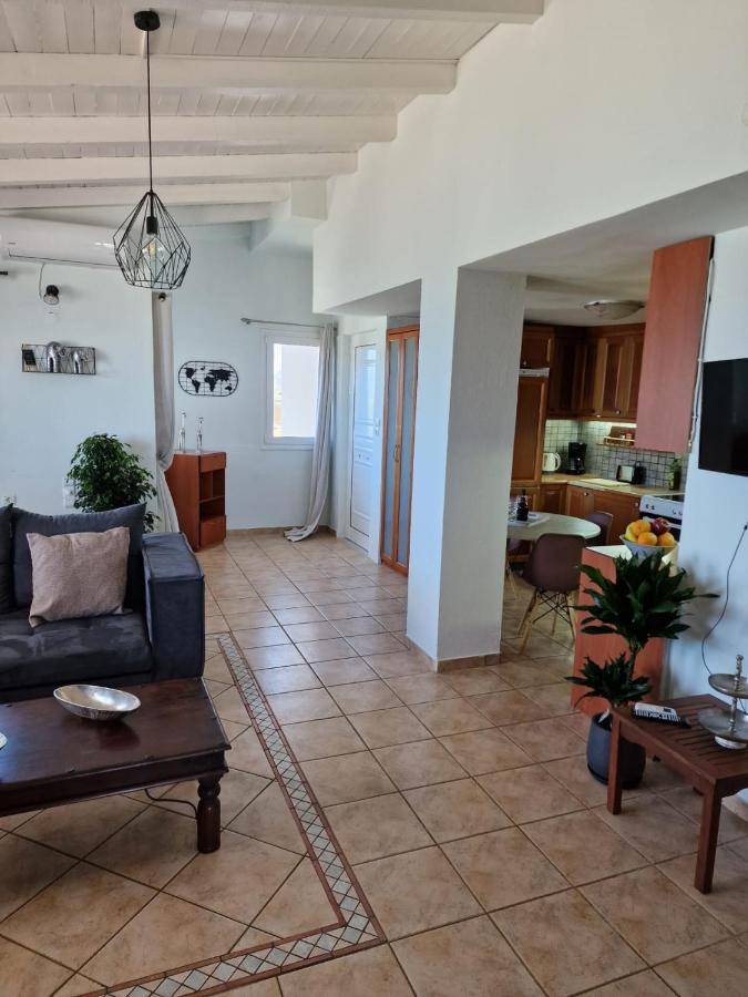 Astra Sea View Apartment, Sea Front Apartment