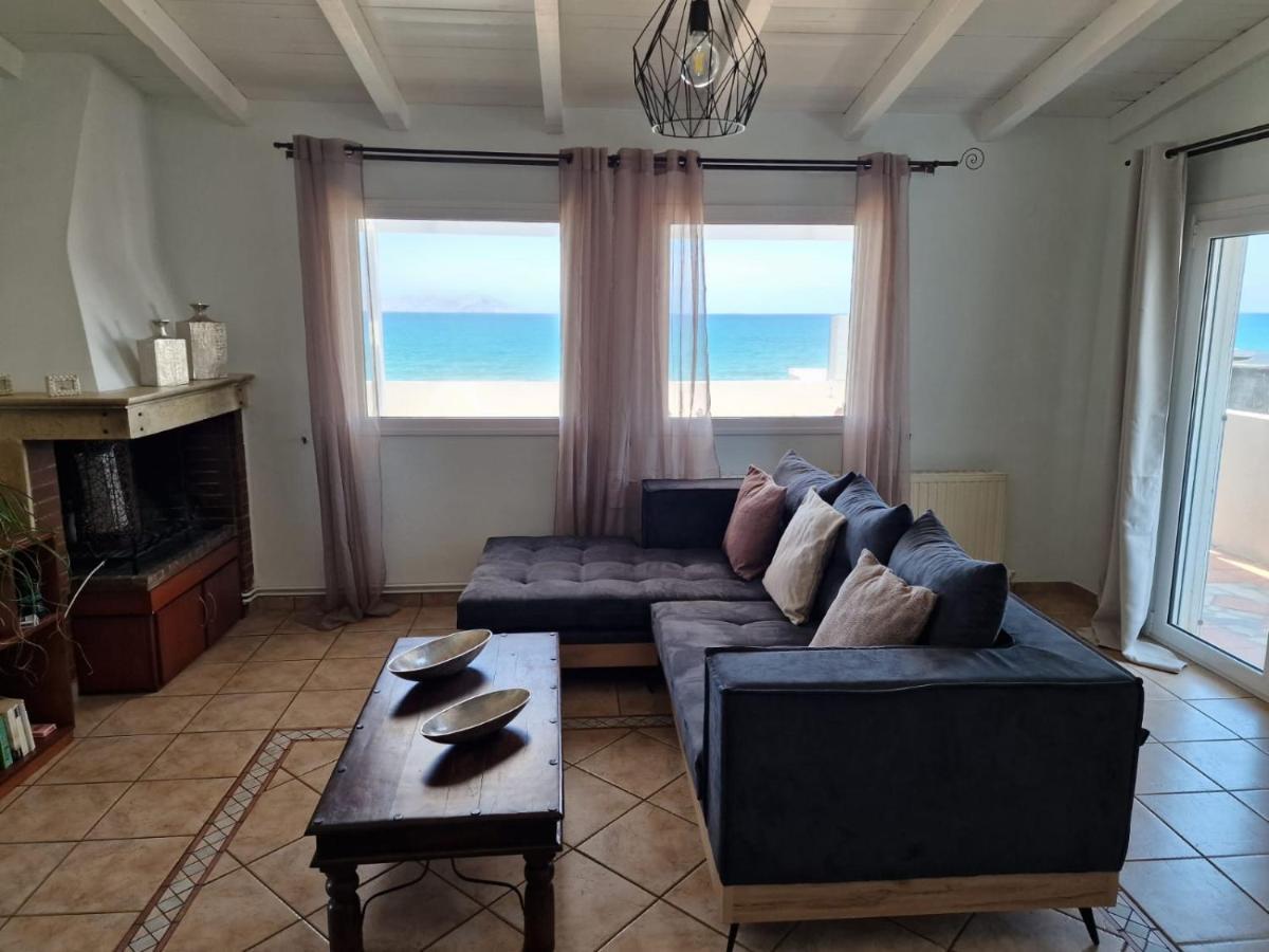 Astra Sea View Apartment, Sea Front * Kokkini Hani