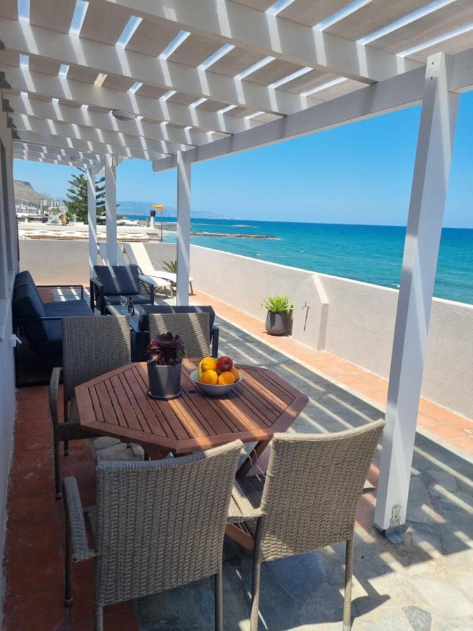 Astra Sea View Apartment, Sea Front *