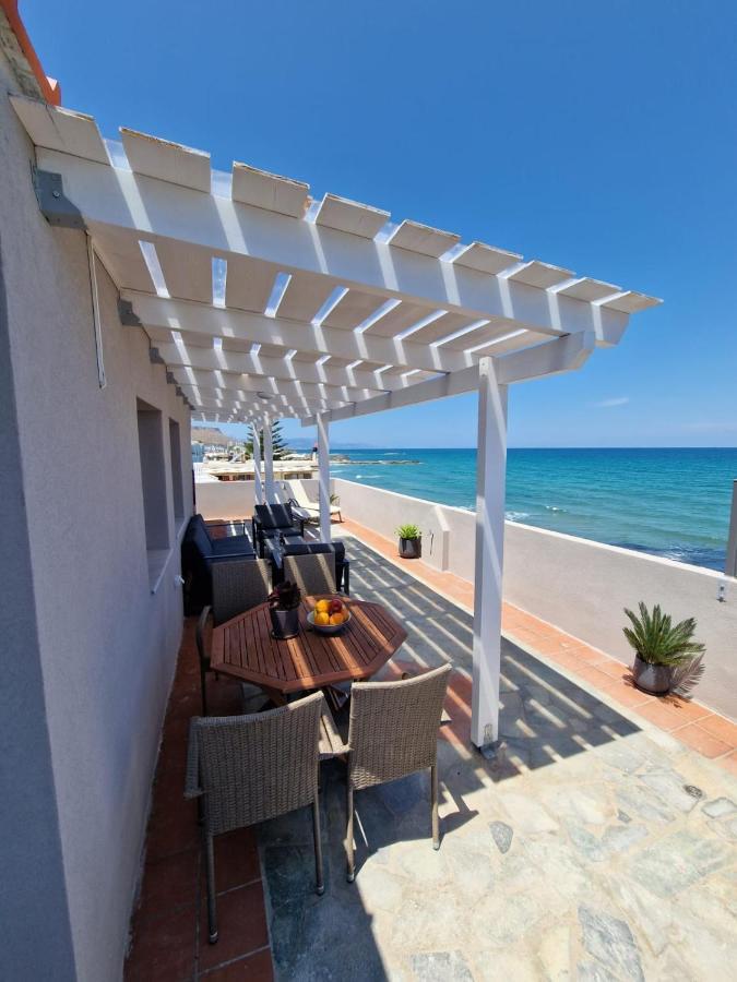 Astra Sea View Apartment, Sea Front Kokkini Hani