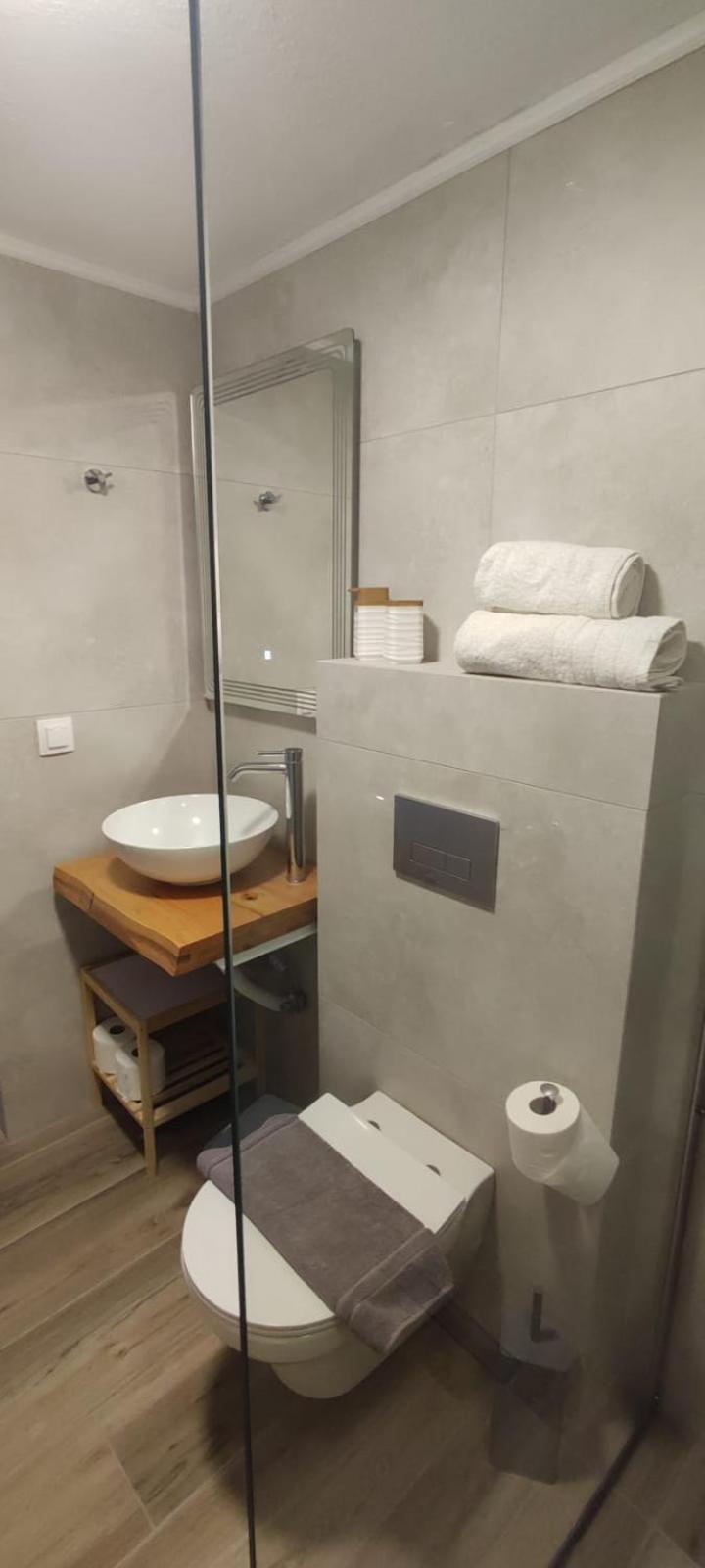 Astra Sea View Apartment, Sea Front Kokkini Hani
